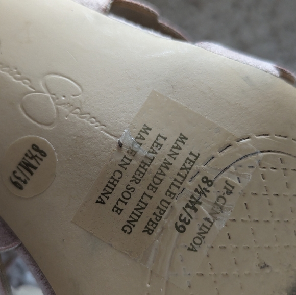 Jessica Simpson Pink Heels - Picture 3 of 4